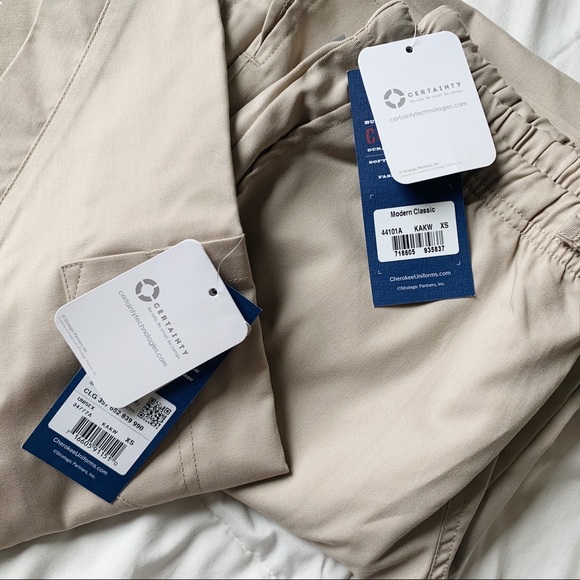 Cherokee scrub set - Picture 2 of 2